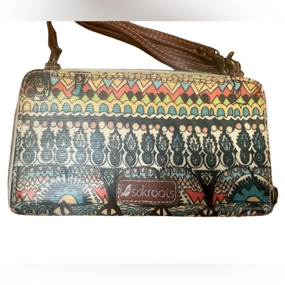 Sakroots Large Smartphone Crossbody. EUC. - Picture 2 of 12